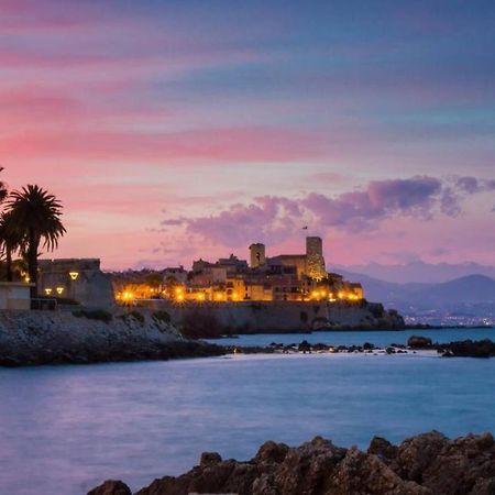Amazing New Property In The Heart Of The Old Town Of Antibes Exterior foto
